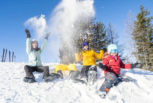 Skifahren_Familie_Bad Kleinkirchheim_Winter ©Mathias Prägant_MBN Tourismus(7)