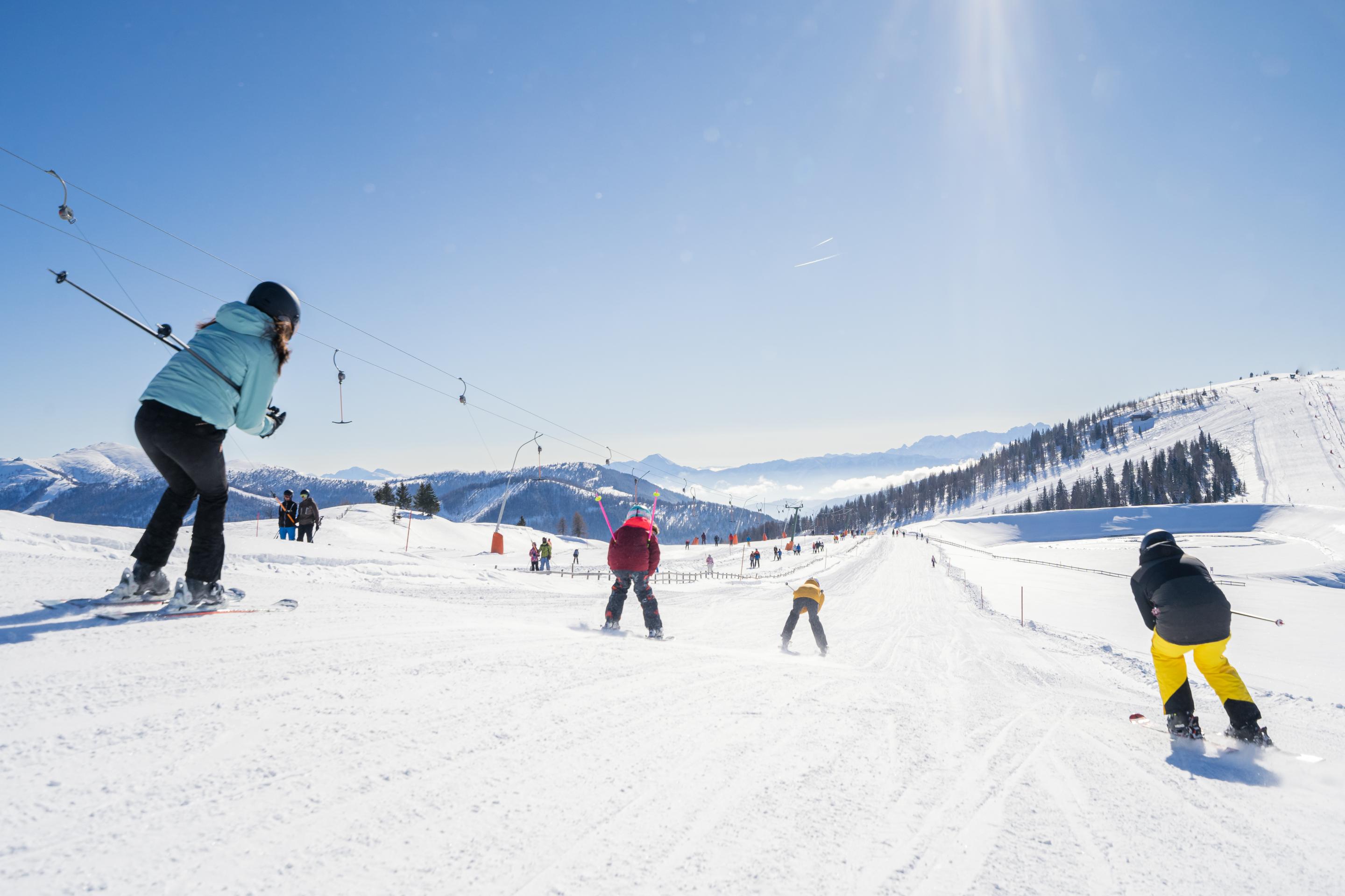 Skifahren_Familie_Bad Kleinkirchheim_Winter ©Mathias Prägant_MBN Tourismus(6)